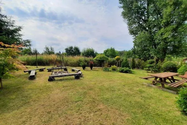 Rodzinne U Zoski アパート Łukęcin